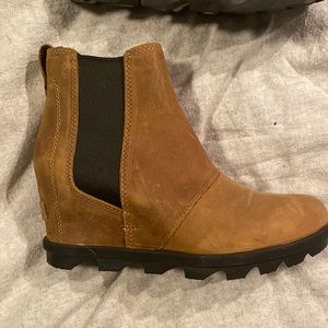 Sorel Womens Joan Of Arctic Wedge II Chelsea Boots Elk (NL3493-286)
